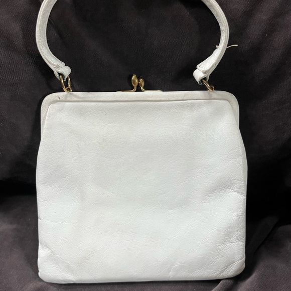 Vintage Embroidered White Floral Handbag - Picture 2 of 4